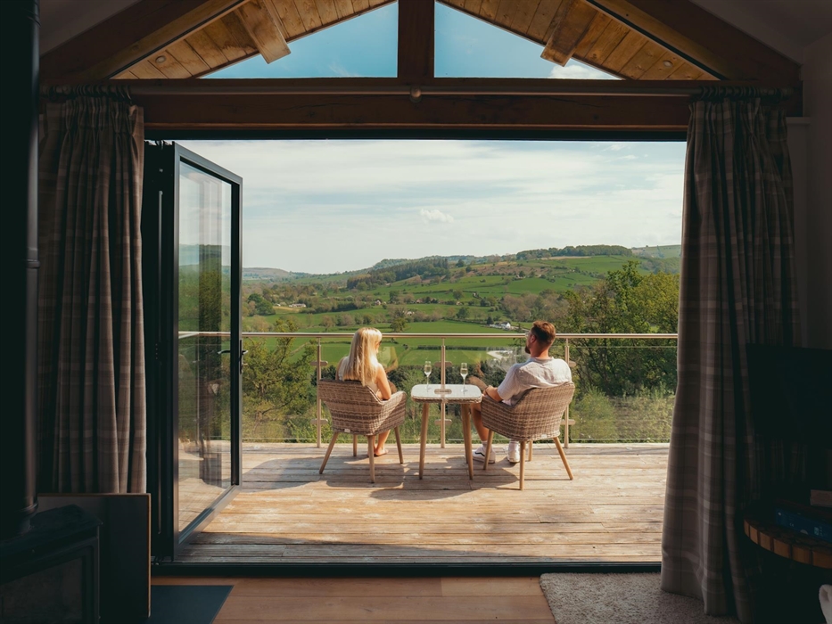 Oaklands Glamping & Treehouse