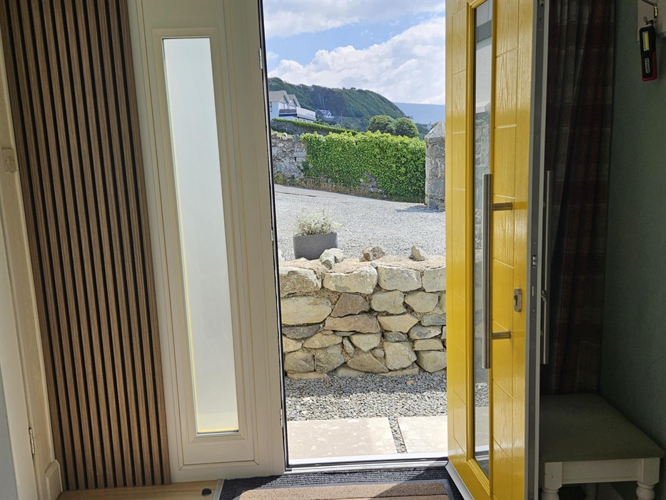 Talarfor has phenomenal views from every angle.  You can't fail to be impressed by this holiday home.