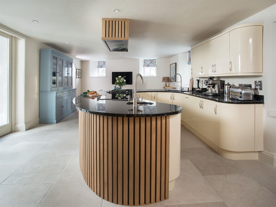 Glandyfi Castle kitchen