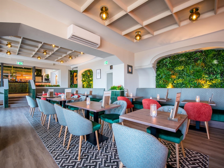 Essence Dining Space