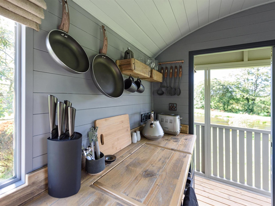 Named after the sixth daughter of Llywelyn the Great (c. 1173 – 11 April 1240)
www.luxuryglampingwales.co.uk