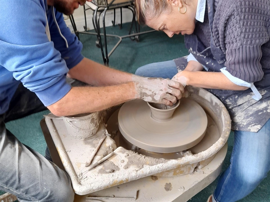 Enjoy a wonderful day out at our beautiful pottery school come on your own to enjoy the wellbeing or a family, friends and or inspiring holiday sessio