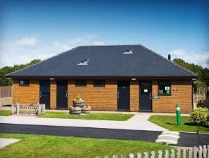 Refail Touring Caravan Park