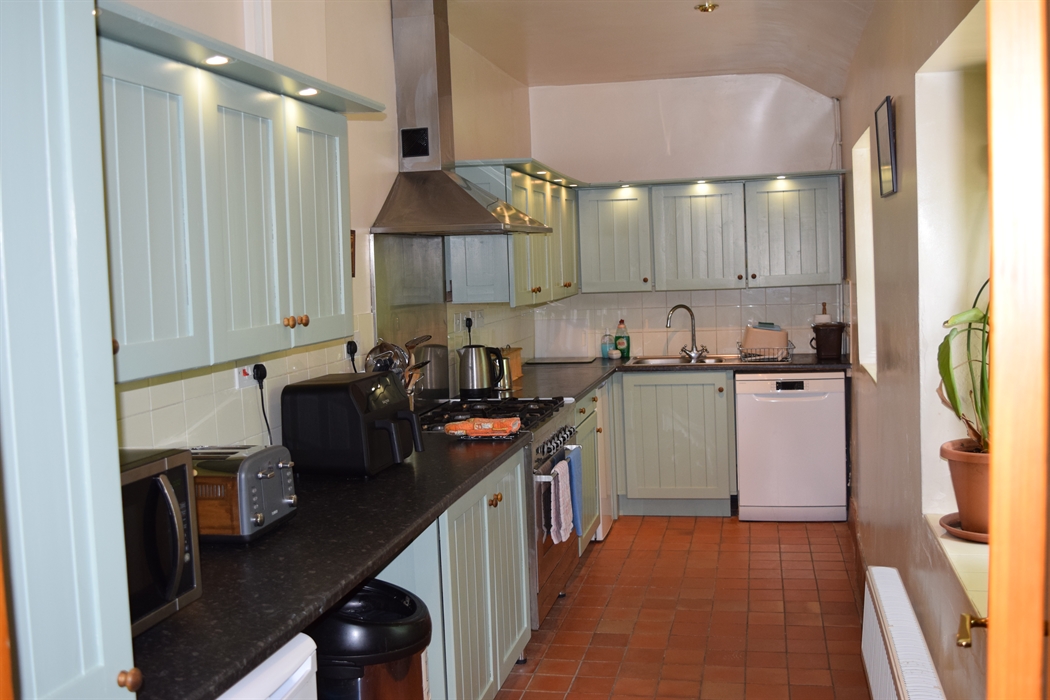 Hot-Tub with garden views



















Farmhouse kitchen