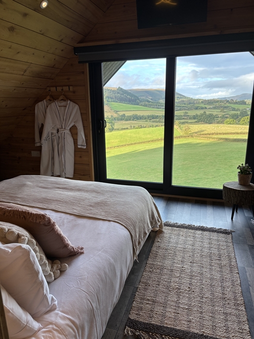 Cnocell Y Coed, Rhiw Wood Treehouses