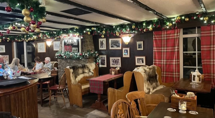 Back lounge dining area