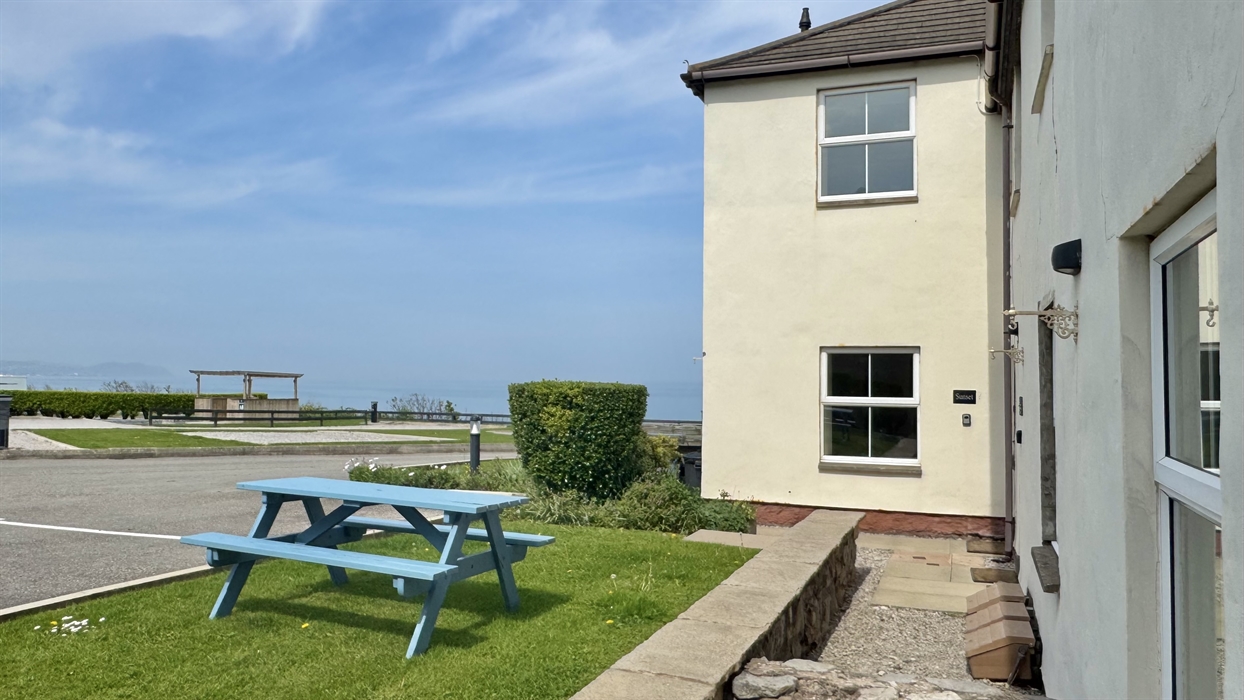 Bron-Y-Wendon Holiday Cottages