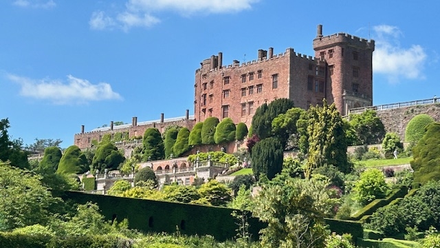 Powis Castle, Welsh castle