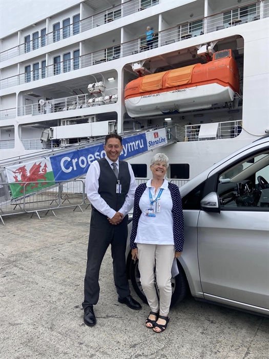 Cruise ship excursion with executive car