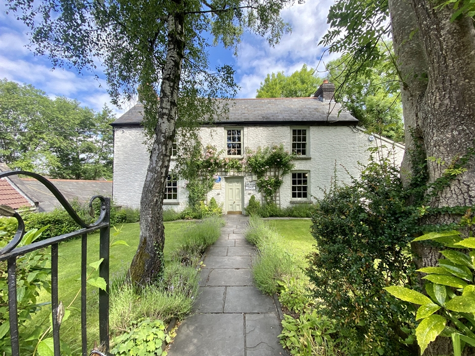 Image of the front of Nantgarw China Works and museum