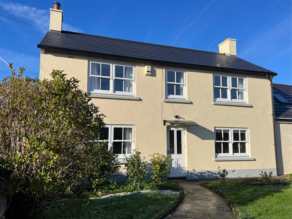 Penbwchdy Cottage facade