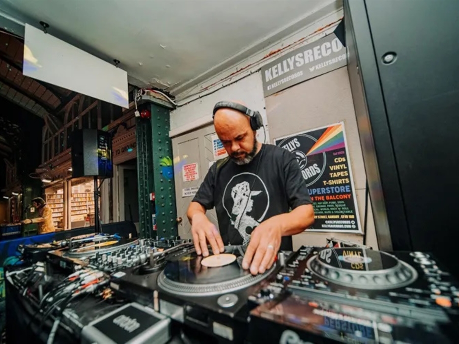 St Davids Day Night Session