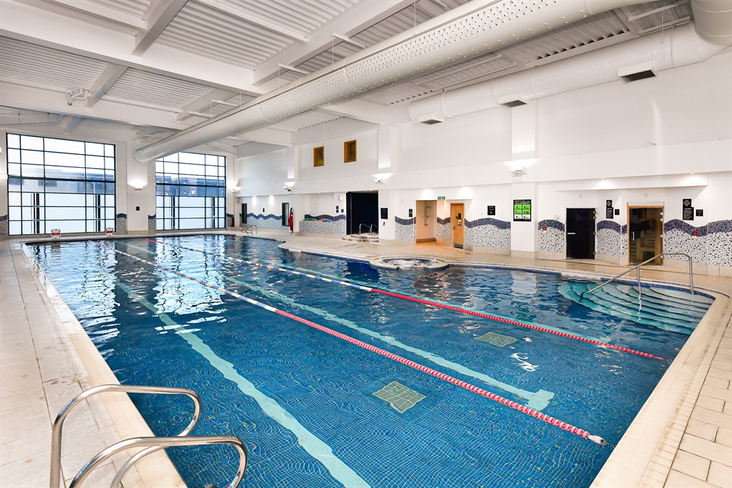 An indoor swimming pool