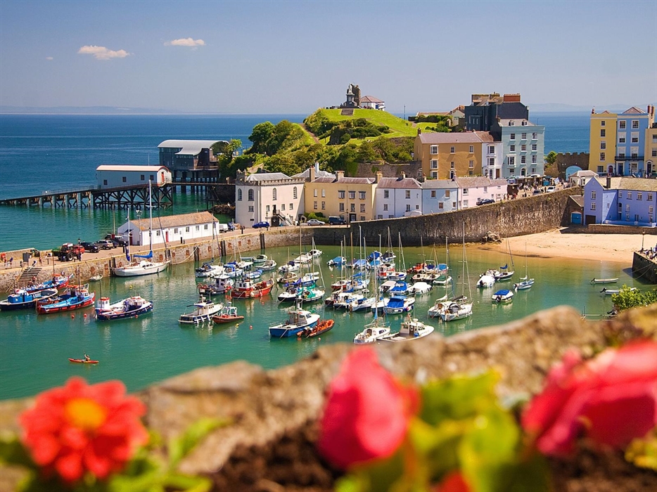 View of wonderful Tenby which is a 20 min drive away.