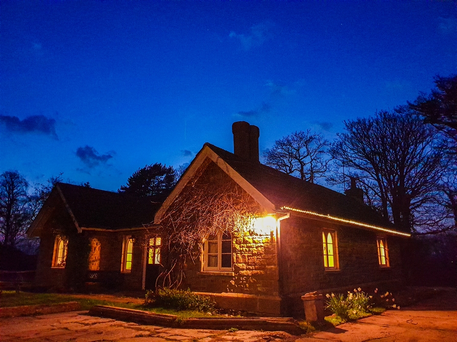 The Keeper's Cottage offers peaceful seclusion surrounded by ancient woodland