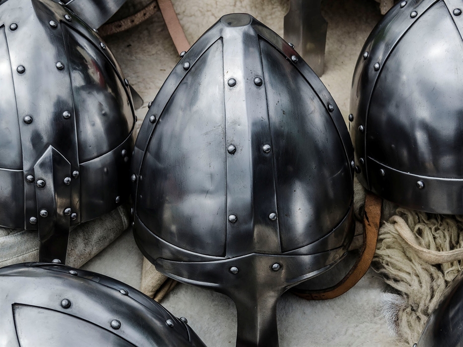 casgliad o helmedau Normanaidd / collection of Norman helmets
