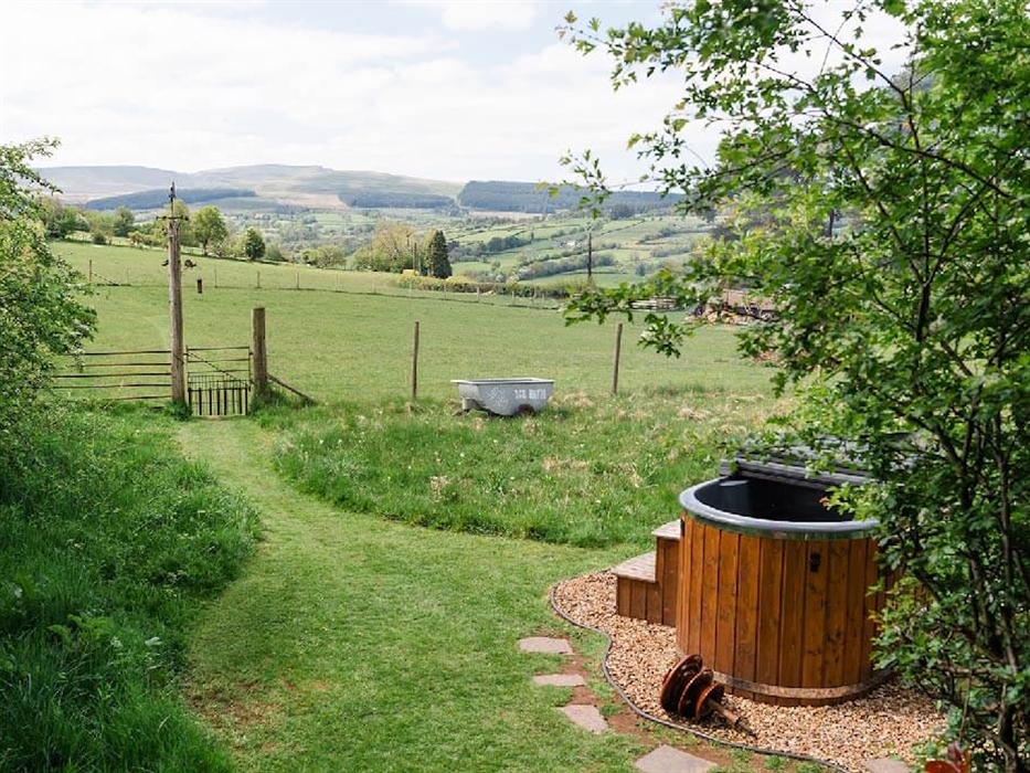 Toad & Snail Glamping