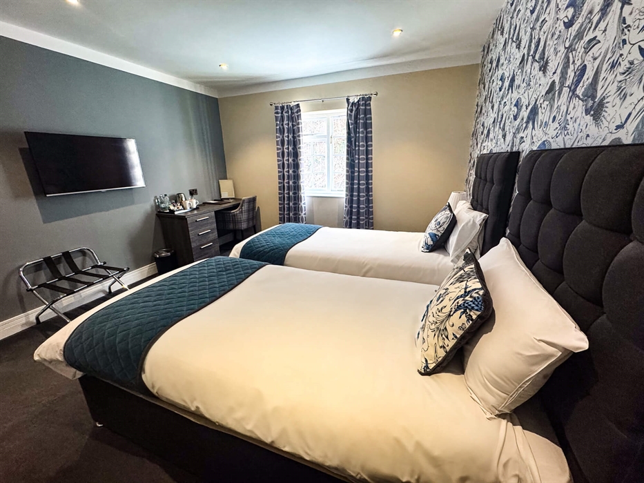 Standard twin bedroom at the Wild Pheasant Hotel & Spa.