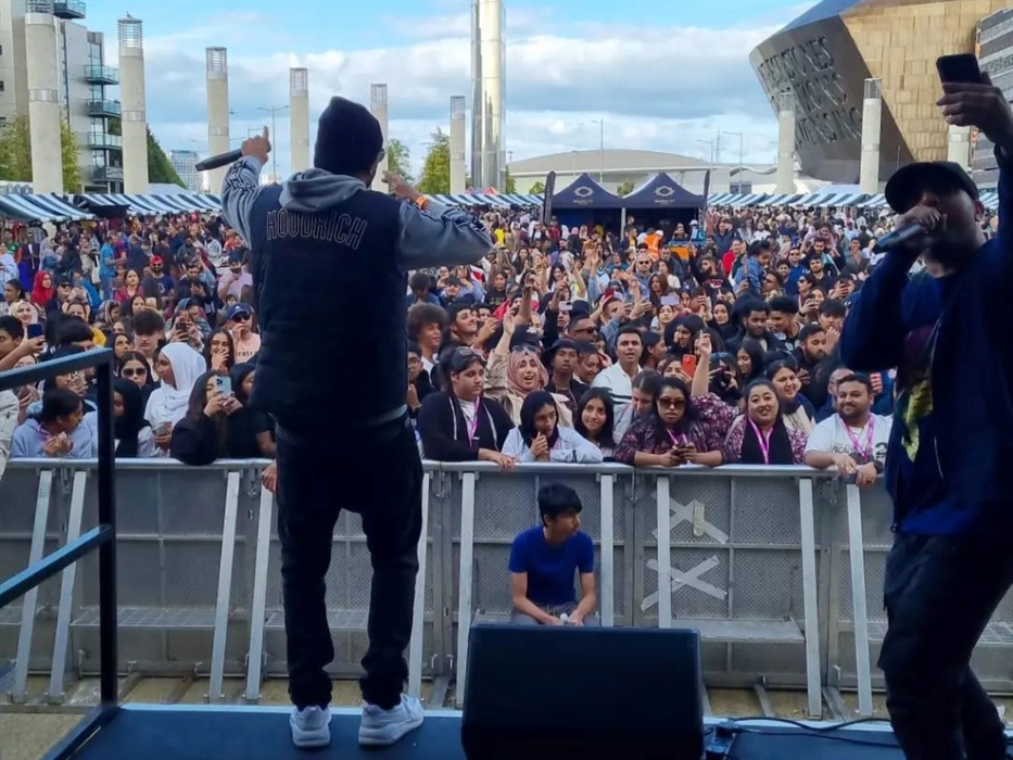 Crows at Cardiff Mela