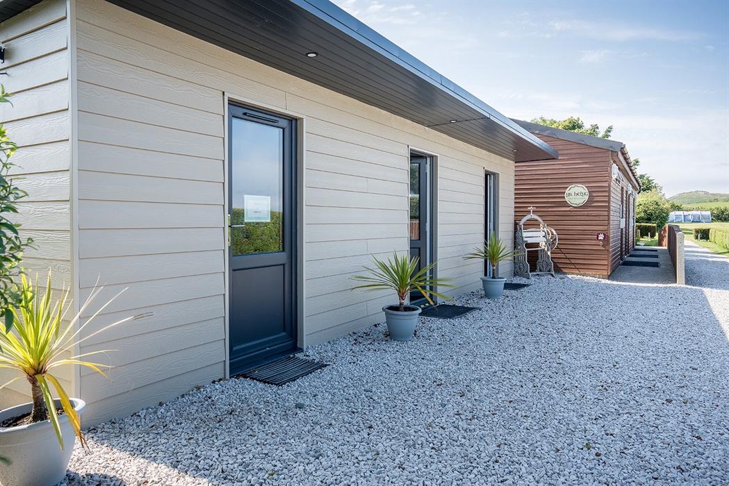 Yr Helyg - The Willows Approved